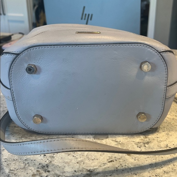 Like-new Rebecca Minkoff Mini Fiona Leather Bucket Bag 🤩 $4.99 shipping! - Picture 8 of 11